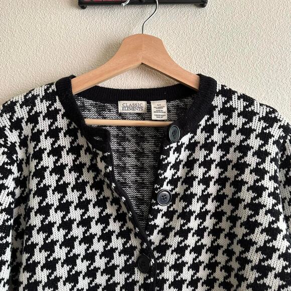 Vintage black and white knit cardigan - Picture 9 of 10
